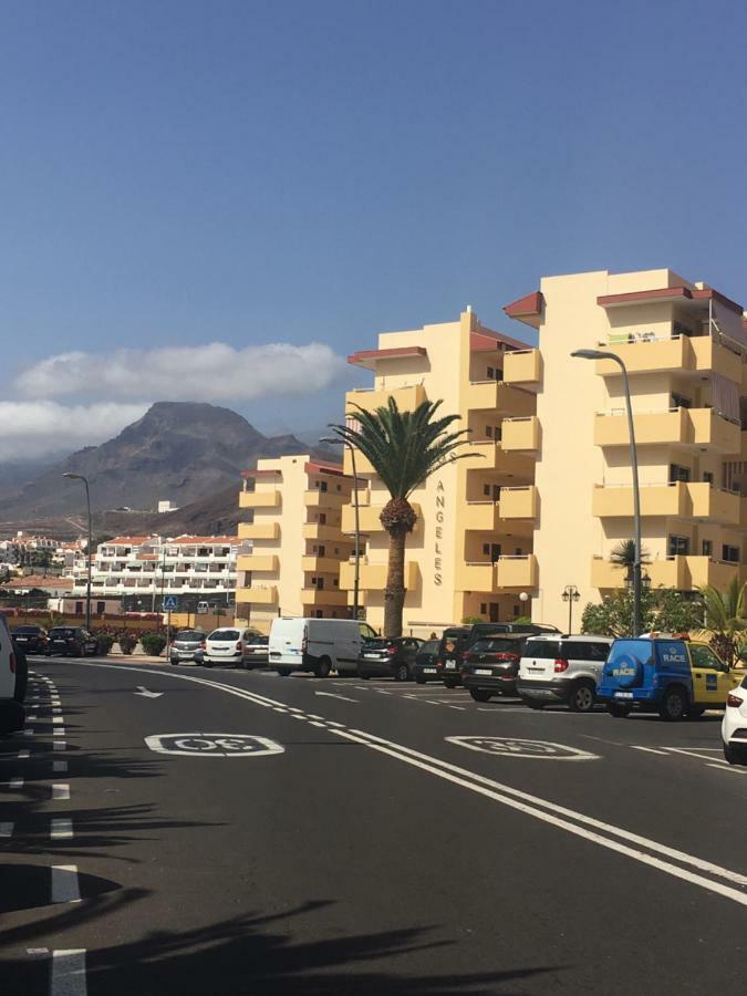 Sea View Apartment Los Cristianos Лос Кристианос Екстериор снимка
